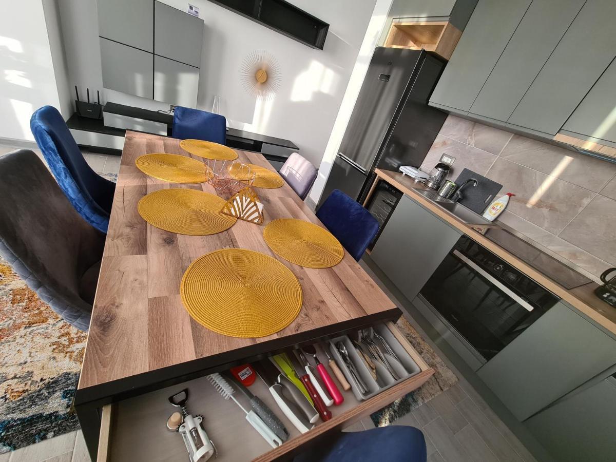 Ema Luxury Apartment Navodari Exterior photo